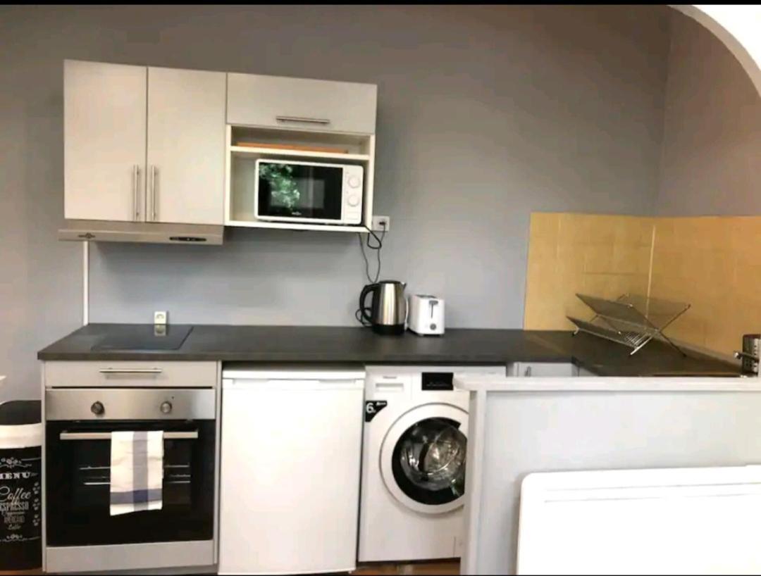 Charmant Studio-Lyon 3Eme Екстер'єр фото